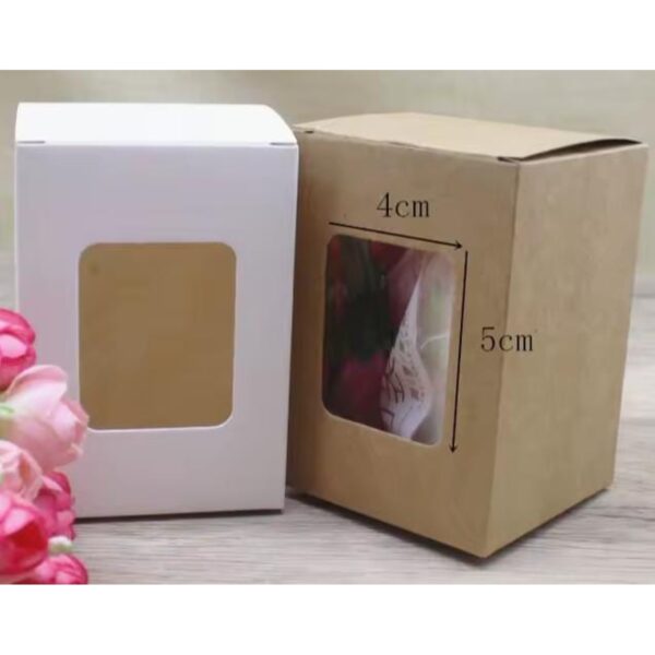 Caja de regalo con ventana de acetato